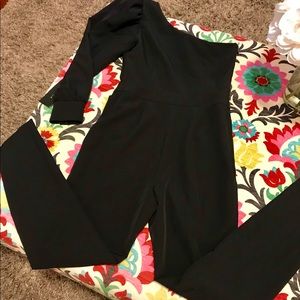 NWT Zara Black one-shoulder jumpsuit Sz M